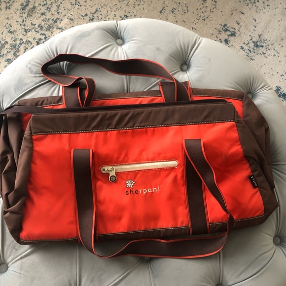Sherpani Bags Sherpani Meta 4 Gym Tote Bag Poshmark
